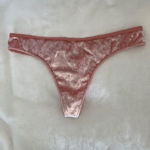 Victoria’s Secret velvet thongs L